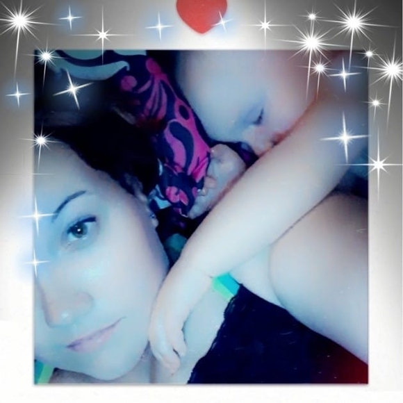 Meet your Posher, Alexis - Picture 1 of 1